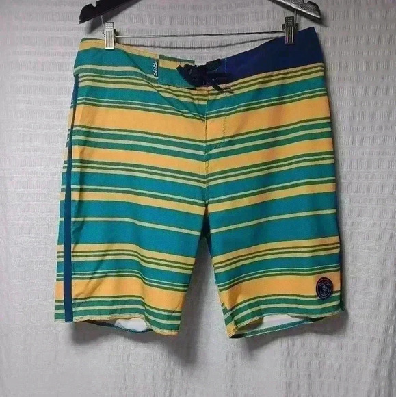 Salt life SLX-QD Vapor stretch board shorts.  Men's size 34 - Picture 1 of 8